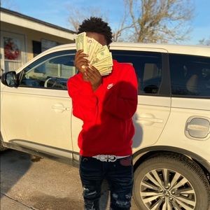 Meet your Posher, Raylond